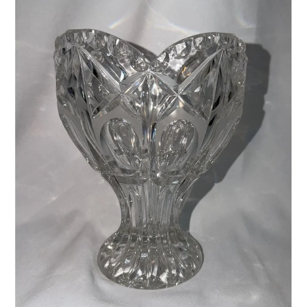 Vintage Echt Bleikristall Hand-cut Lead Crystal Heart Pedestal Vase